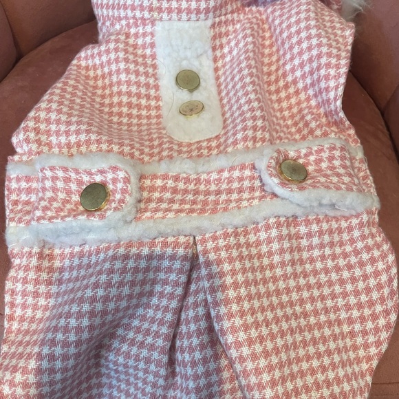 EUC Pink and White Houndtooth Dog Jacket with Fur Collar S - Picture 3 of 7